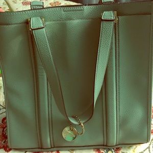 Hand bag